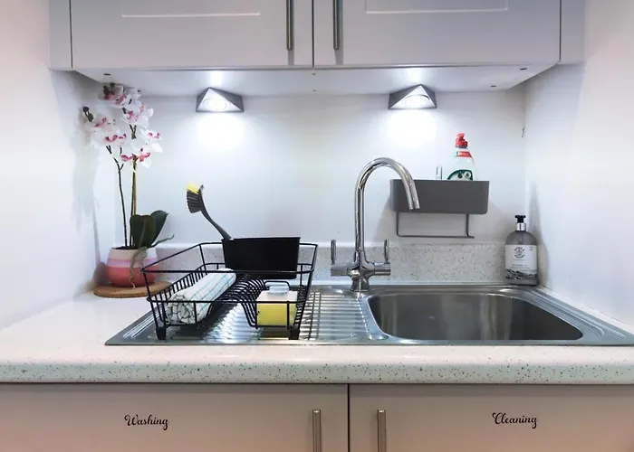 Gild House 2-Bedroom Apartment Close To Town Centre